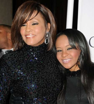 Дочь Уитни Хьюстон отчаянно борется за свою жизнь