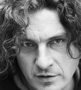 Последнее фото Кузьмы Скрябина