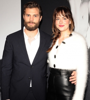 Дакота Джонсон и Джейми Дорнан впервые представили публике &quot;50 оттенков серого&quot; в Нью-Йорке