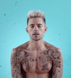 Маркус Рива представил видео на песню Take Me Down