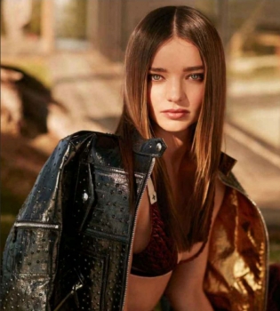 Нежная и прекрасная: Миранда Керр украсила обложку Harper's Bazaar