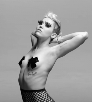 Эротический клип Майли Сайрус покажут на порно фестивале