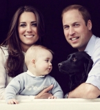 Принц Уильям, Кейт Миддлтон и Джордж: уникальные фото с путешествия королевской семьи