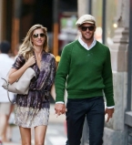 Страстный поцелуй: Жизель Бундхен и Том Брэди показали, как нужно праздновать День влюбленных