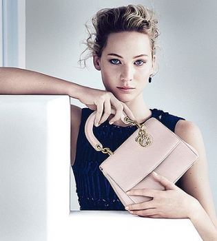 Благородная простота: элегантная Дженнифер Лоуренс снялась в промо-кампании Dior