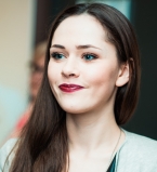 Санина на премьере Охотник на лис