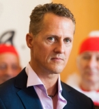 Преданная любовь: жена Михаэля Шумахера продала дом для оплаты лечения мужа