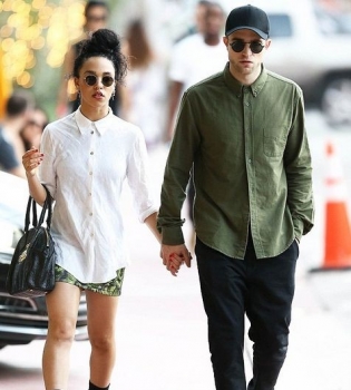 Всегда вместе: Роберт Паттинсон и Талия Бернетт посетили афтепати BRIT Awards