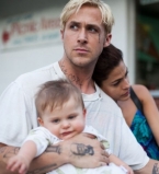 Райан Гослинг сделал татуировку в честь новорожденной дочери