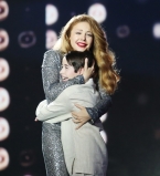 Тина Кароль и Роман Сасанчин в финале шоу Голос.Діти 2