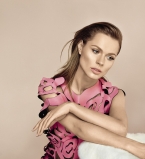 Ольга Фреймут красиво разделась для украинского глянца