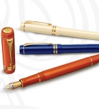 PARKER представляет три смелые новые отделки легендарной линейки Duofold