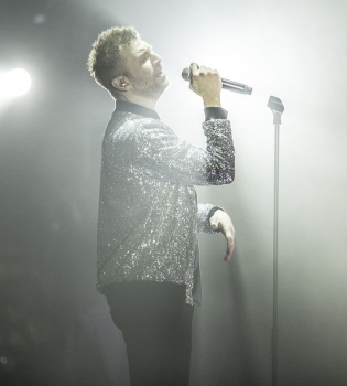 Иван Дорн почтил память Кузьмы Скрябина на концерте в Киеве