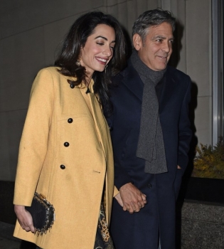 Вновь вместе: Джордж и Амаль Клуни сходили на романтический ужин