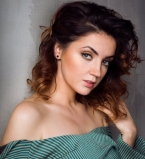 Оля Цибульская после родов начала писать стихи