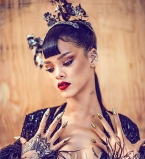 Изысканная экзотика: Рианна снялась для китайского глянца