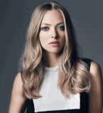 Аманда Сейфрид поцеловалась с лучшим другом на популярном телешоу