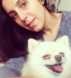 Джамала позирует без макияжа с собачкой