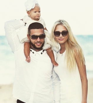 Тимати и Алена Шишкова отметили первый год дочки