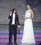 Продюсер Loboda Нателла Крапивина устроила скандал на церемонии Yuna-2015