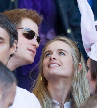 СМИ: принц Гарри хочет возобновить отношения с бывшей возлюбленной