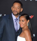 Уилл Смит страстно поцеловал супругу прямо на сцене