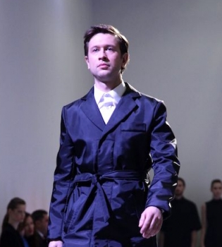 Дмитрий Ступка впервые вышел на подиум на показе Trofymenko