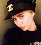 Майли Сайрус выступила за права геев