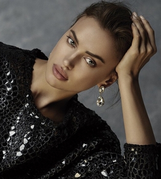 Ирина Шейк призналась, что очень много ест