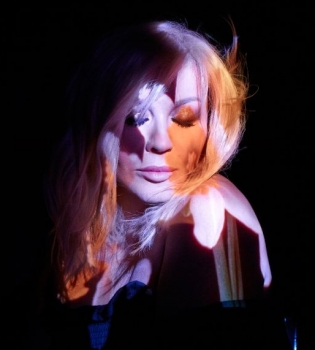 Ирина Билык сняла новый видеоклип в честь своего дня рождения