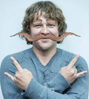 Фоззи из ТНМК отметил день рождения