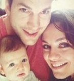 Редкие кадры: Мила Кунис и Эштон Катчер гуляют с дочерью