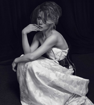 Тина Кароль снялась для Vogue