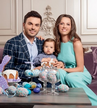 Григорий Решетник с женой Кристиной и сыном Иваном