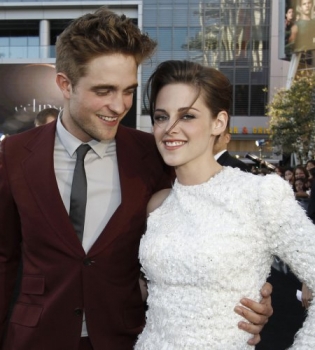 СМИ: Роберт Паттинсон планирует пригласить Кристен Стюарт на свадьбу