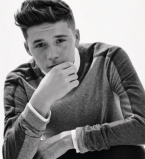 16-летний Бруклин Бекхэм показал свою первую татуировку