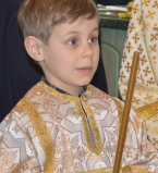 Сын Тины Кароль на Пасху впервые участвовал в церковной службе