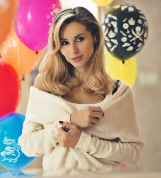 Светлана Лобода отметила Пасху с семьей