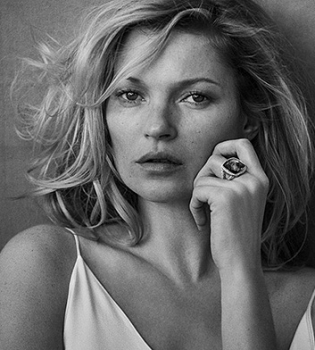 41-летняя Кейт Мосс показала лицо без макияжа