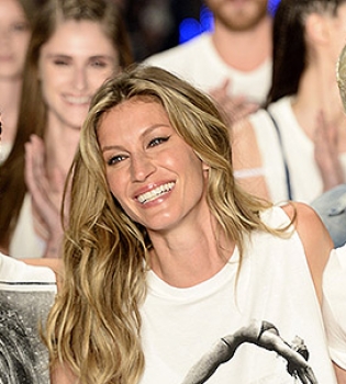 СМИ: Жизель Бундхен вернется на подиум