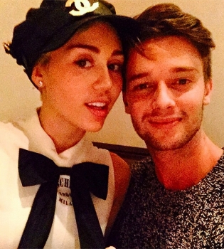 Майли Сайрус и Патрик Шварценеггер расстались