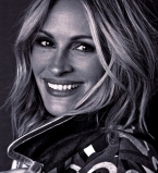 По-прежнему прекрасна: Джулия Роберт появилась на публике без макияжа