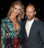 Рози Хантингтон-Уайтли об отношениях с Джейсоном Стэтхэмом: "Мы - лучшие друзья!"