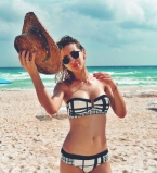 Светлана Лобода на пляже