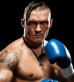 Александр Усик