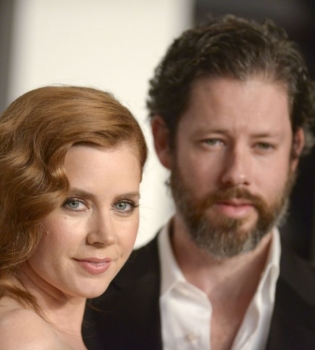 Эми Адамс и Даррен Ле Галло сыграли свадьбу