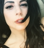 Папина дочка: Леди Гага показала фото с отцом