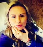 Анна Семенович отдохнула на Мальдивах