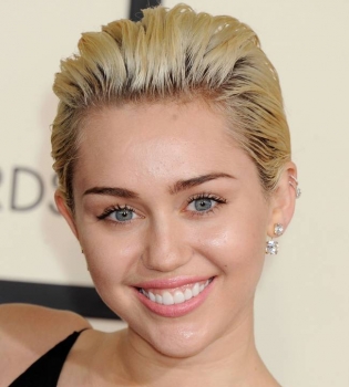 Майли Сайрус: &quot;Быть одинокой - это нормально!&quot;