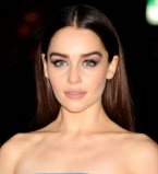 Эмилия Кларк блистает на обложке Harper&#039;s Bazaar